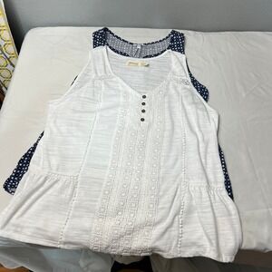 Lot of 2 White Lace Blue Trimmed Tank Top XL 16 18 V Neck Button Accent Peplum